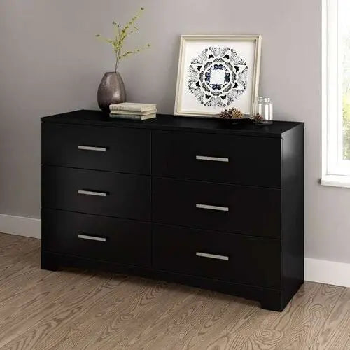 Richard Chest of Drawers